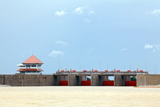 bangunan pelindung pantai