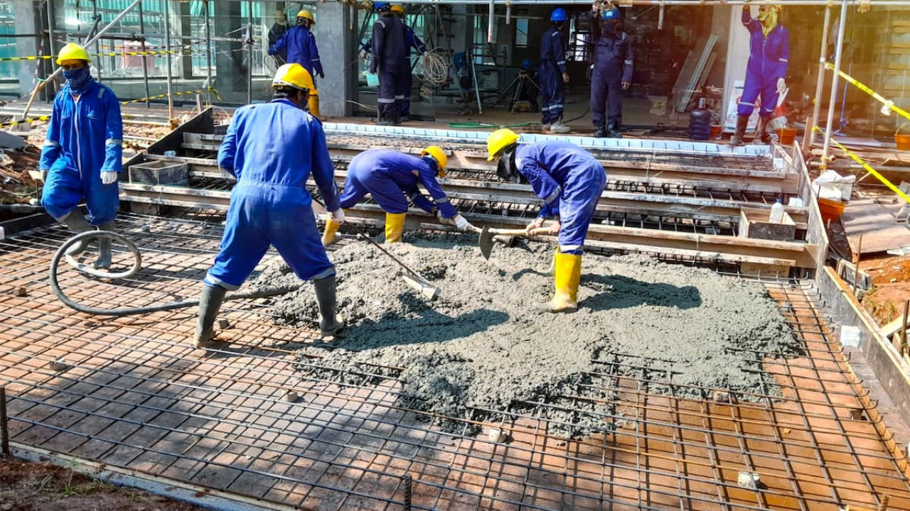 Pengerjaan cor beton Pengerjaan cor beton