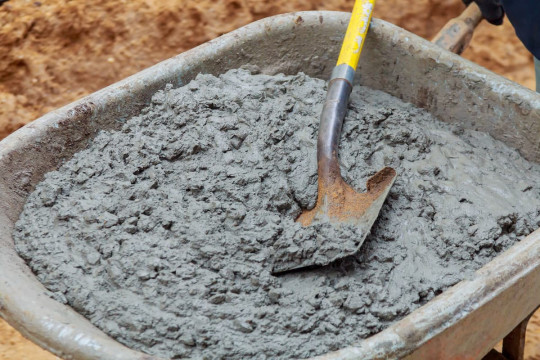 menurunkan kualitas adukan semen degrade cement mortar quality